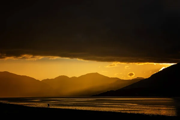 Drohnenaufnahmen Eines Stürmischen Sonnenuntergangs Über Loch Linnhe Von North Ballachulish — Stockfoto