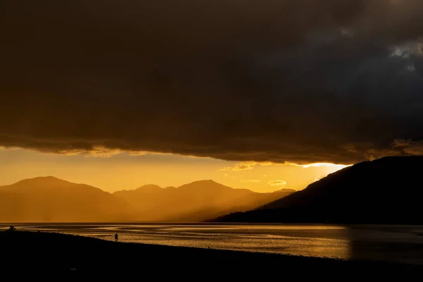 Drohnenaufnahmen Eines Stürmischen Sonnenuntergangs Über Loch Linnhe Von North Ballachulish — Stockfoto