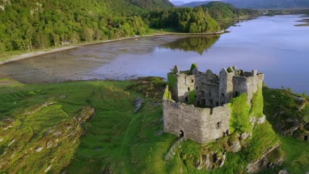 Aerial Drone Shot Castle Tioram Ruined Castle Sits Tidal Island — Stock Video