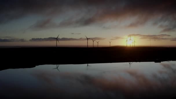 Timelapse Sunrise Depan Wind Turbines West Yorkshire Inggris — Stok Video