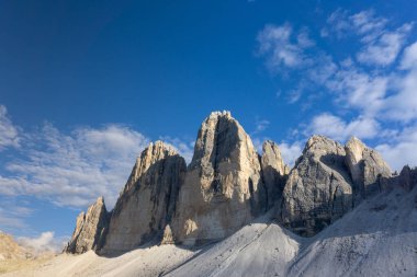 İtalyan Dolomitleri 'nde Tre Cime di Lavaredo' nun Unesco sitesi