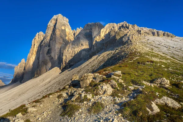 Сайт Юнеско Tre Cime Lavaredo Итальянских Доломитовых Альпах — стоковое фото