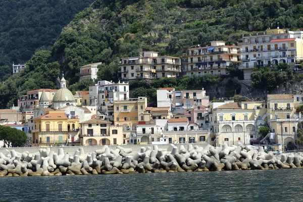 La Côte amalfitaine de la mer — Photo