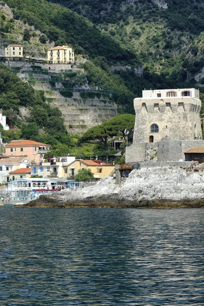 La costa de Amalfi desde el mar — Foto de Stock