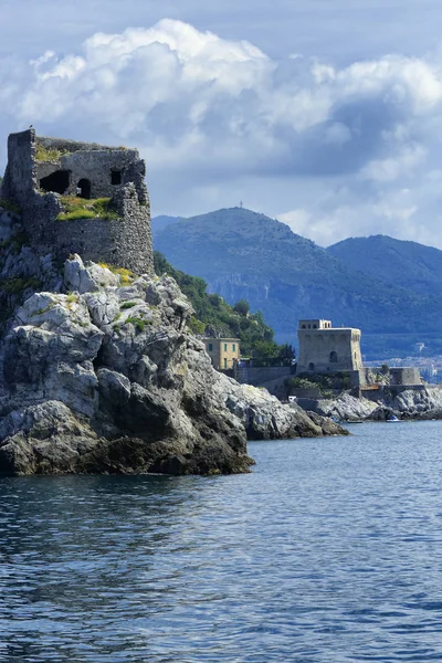 Amalfinské pobřeží od moře — Stock fotografie
