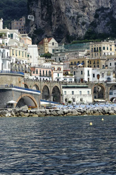 Az Amalfi-partra a tenger — Stock Fotó