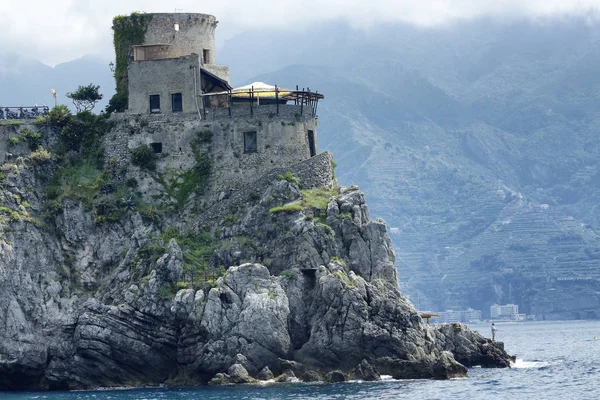 Az Amalfi-partra a tenger — Stock Fotó