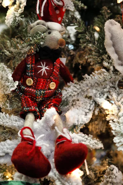 İç mekanlar için özel Noel süslemeleri 