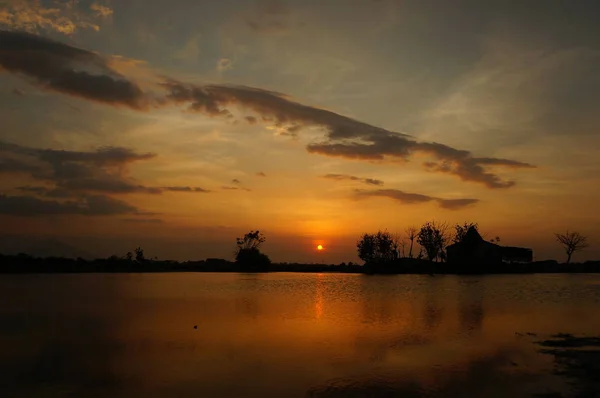 Sonnenuntergang Und Sonnenaufgang Ist Die Schönheit Der Natur Die Ende — Stockfoto
