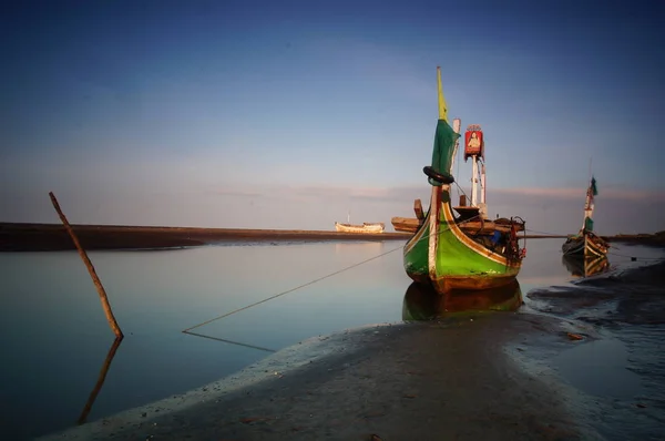 Navios Pesca Tradicionais Que Ainda Usam Artes Pesca Tradicionais Este — Fotografia de Stock