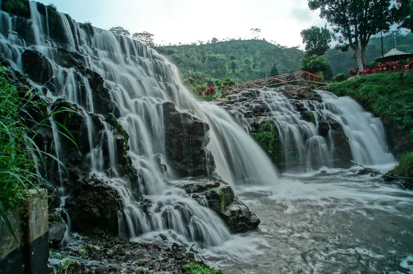 Wodospad Belawan Znajduje Się Regionie Górskim Ijen Jest Jednym Atrakcji — Zdjęcie stockowe