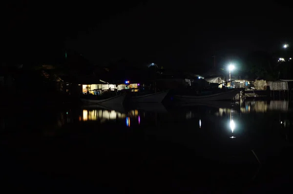 Побережье Является Местом Встречи Между Сушей Морем Ночное Время Которое — стоковое фото