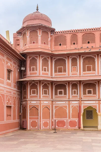 Roze toren van het Stadspaleis in Jaipur — Stockfoto