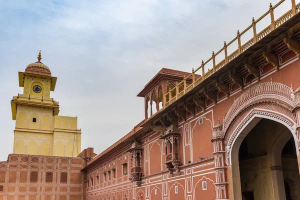 Torre do relógio do palácio da cidade em Jaipur — Fotografia de Stock