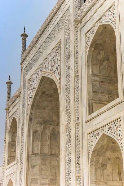 Arches av det historiska Taj Mahal monumentet i Agra — Stockfoto