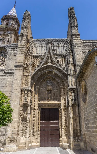 Dveře kostela San Migual v Jerez de la Frontera — Stock fotografie