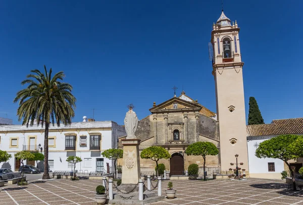 Iglesia histórica en el centro de Bornos — Foto de Stock