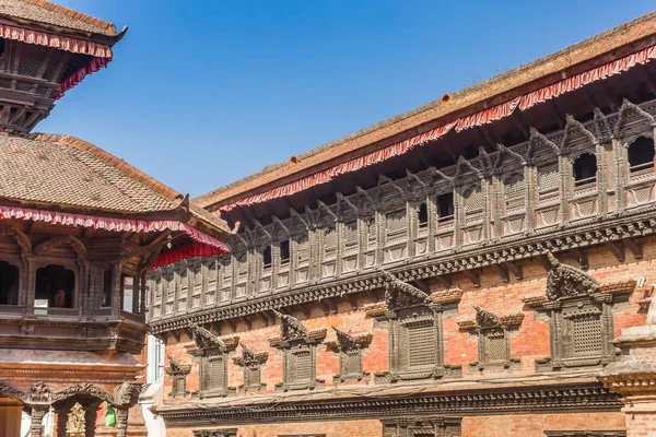 55 Palác Windows na Durbar náměstí Bhaktapur — Stock fotografie