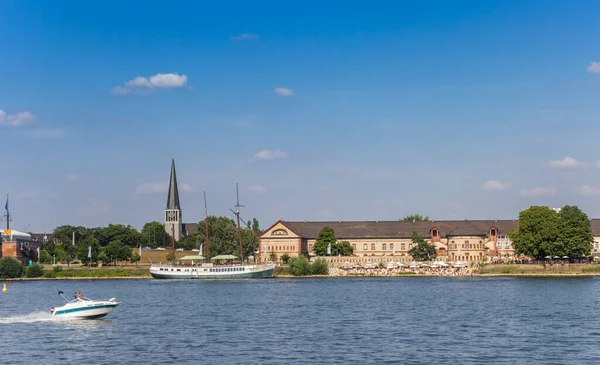 Mainz Alemania Agosto 2019 Lancha Rápida Sobre Río Rin Mainz — Foto de Stock