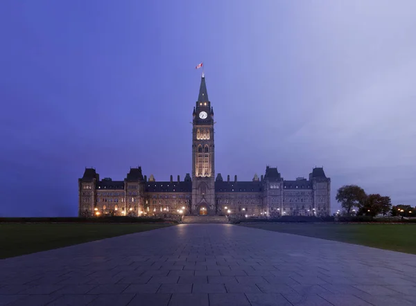 Ottawa Parliament twilight transition — Stock Photo, Image