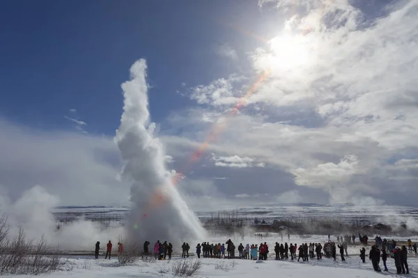 Islandia Geyser Strokkur Erupción —  Fotos de Stock