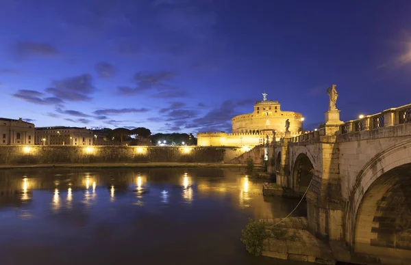 Rome Castel Sant Angelo twilight — Zdjęcie stockowe