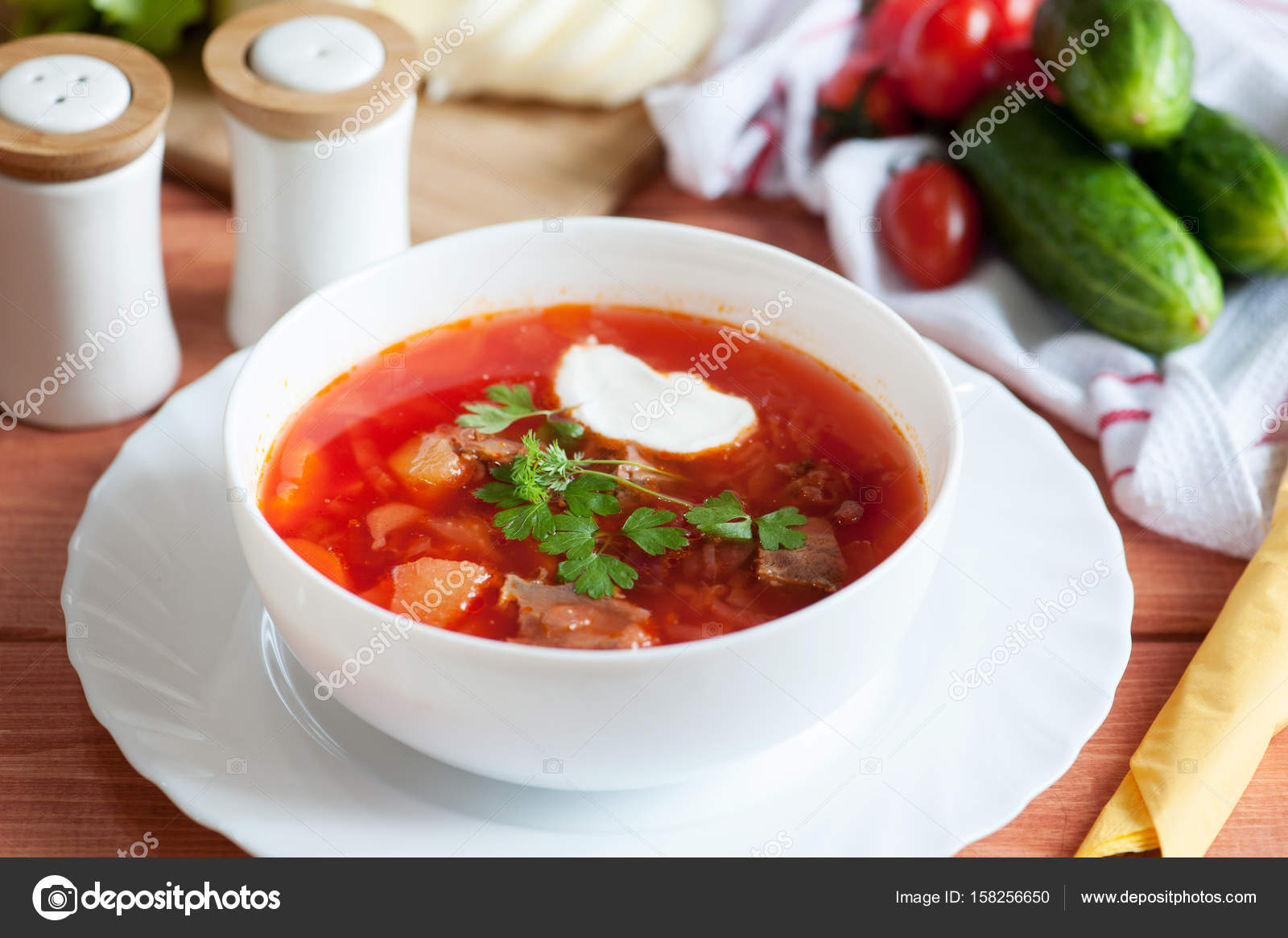 Pancar olmadan Borsch: tarifi, malzemeler Pancar olmadan Borsch: tarifi, malzemeler