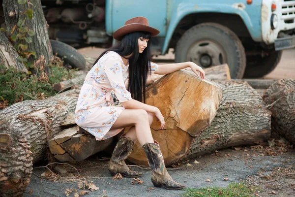 A true country girl — Stock Photo, Image