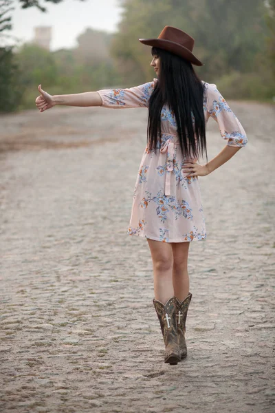 A true country girl — Stock Photo, Image