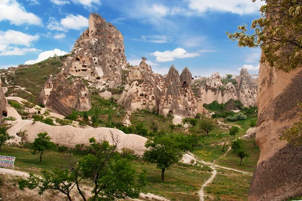 Castillo de Uchisar en formación rocosa — Foto de Stock