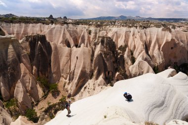 Red Valley kasabada mağara