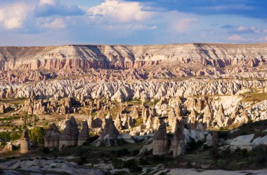 Kaya oluşumları aşk Vadisi Göreme oteller. Cappadocia