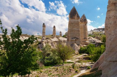 Kaya oluşumları aşk Vadisi Göreme oteller. Cappadocia
