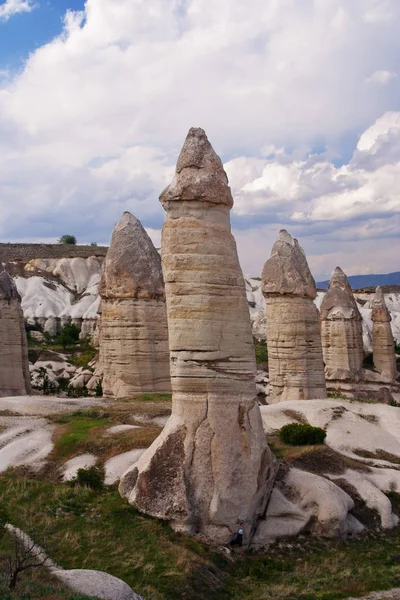 Kaya oluşumları aşk Vadisi Göreme oteller. Cappadocia