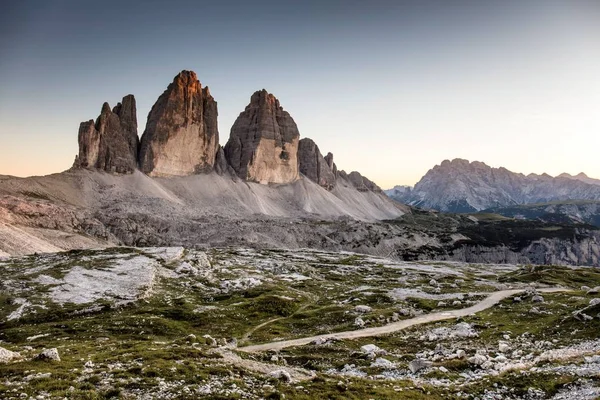 Lavaredo 'nun en fazla üç katı