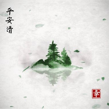 Sisin içinde yeşil çam ağaçları ile ada