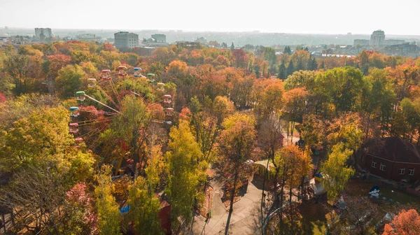 Herfst luchtfoto van het reuzenrad landschap. — Stockfoto