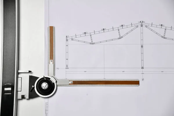 Чертежные аппараты и инструменты — стоковое фото