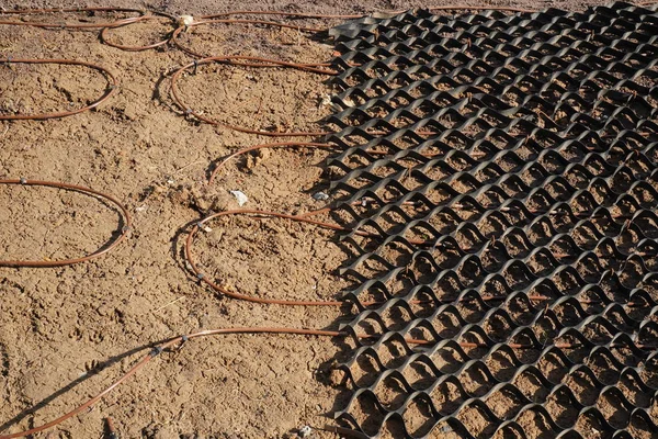 Öntözőrendszer Földterület Megerősítése Töltésen Úttest Lejtőinek Útszéleinek Megerősítése Geotextil Geogrid — Stock Fotó