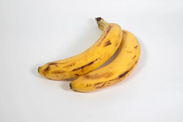 Beyaz arka planda taze muz değil.
