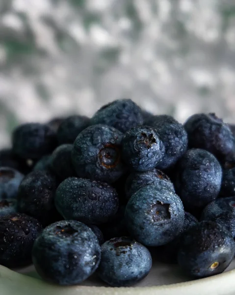 Μια ομάδα από Bluberries. Νόστιμο και φρέσκο βατόμουρο, μακρό πλάνο — Φωτογραφία Αρχείου