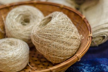 Bambu sepet kenevir lifi için büyük sepet.