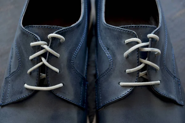 Blauw lederen Man schoenen — Stockfoto