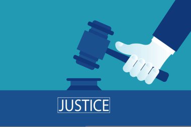 Hakim tokmağı, mavi arka planda izole edilmiş adalet kavramı. Eps 10 vektör illüstrasyonu, düz biçim, minimal tasarım