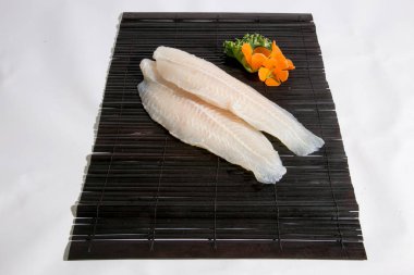 Bir dilim oyuncak balık eti..