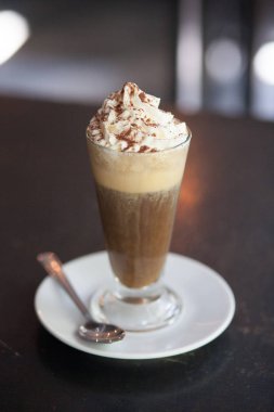 Dondurmalı buzlu kahve.