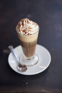 Dondurmalı buzlu kahve.