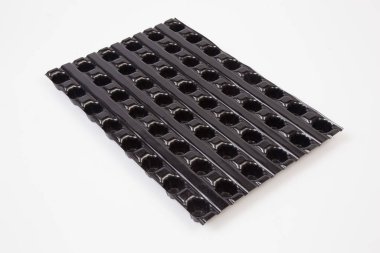 Bahçe için plastik fide.