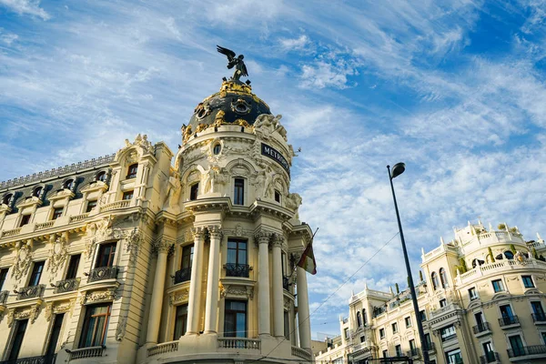 Metropolis, het meest representatieve gebouw van Madrid — Stockfoto