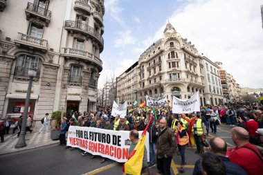 Haksız fiyatları protesto eden çiftçilerin gösterisi